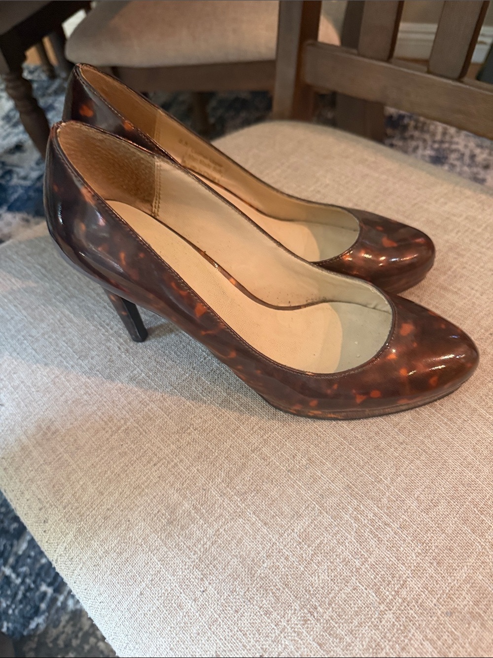 Tortoiseshell Patent Round-Toe Pumps - Brown